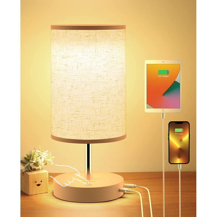 Dimmable lamp with clearance usb port